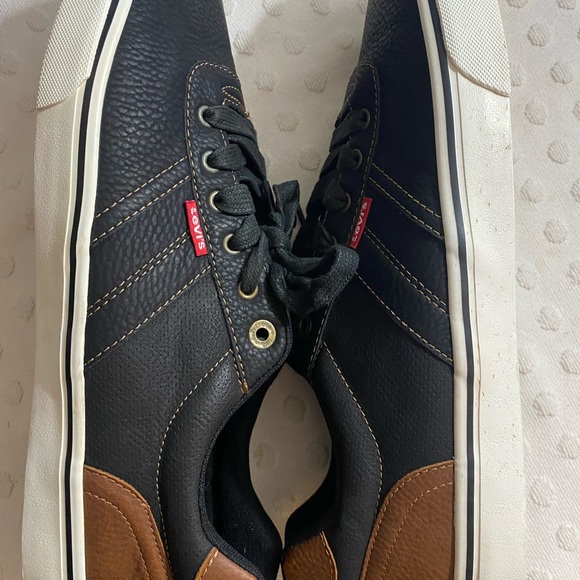 MEN'S LEVIS MUNRO SNEAKERS - Picture 12 of 12